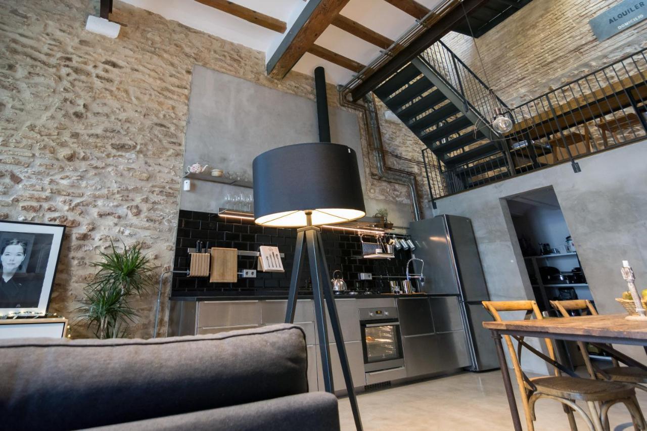 דירות Increible Loft De Diseno En Casco Antiguo אמפוסטה מראה חיצוני תמונה